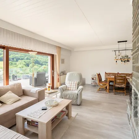 Burgblick בית נופש *