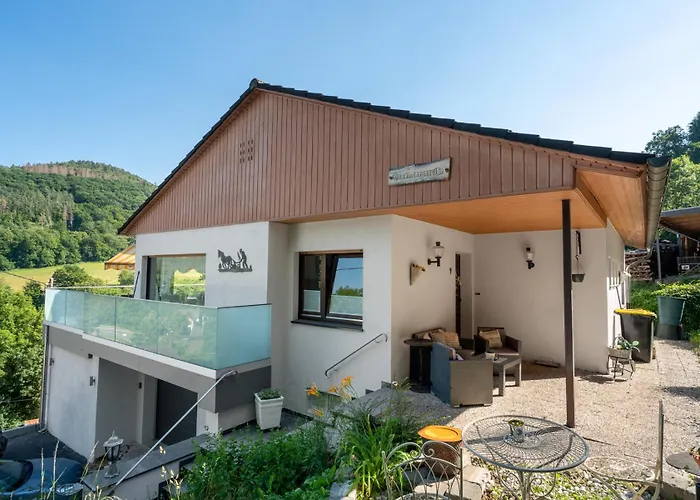 Feriehus Burgblick *